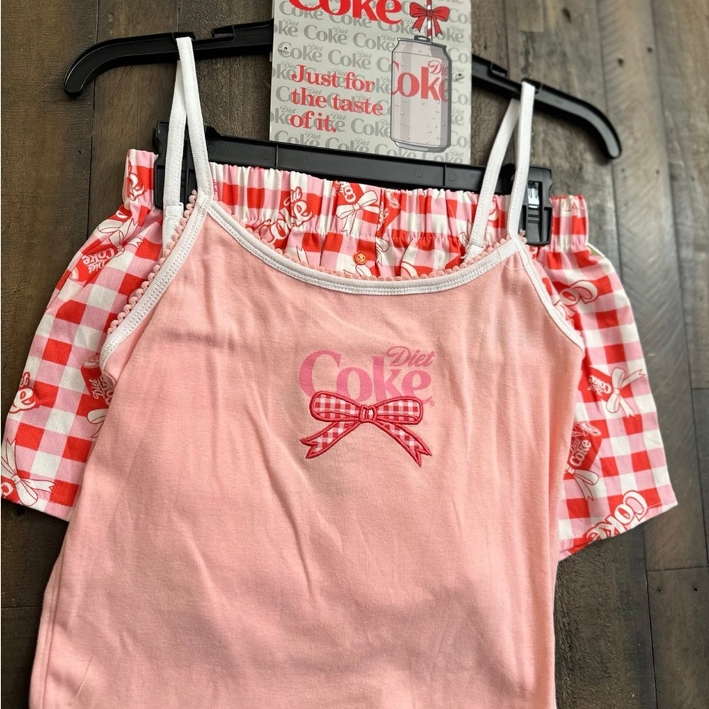 Viral Diet Coke 2 Piece Pajamas set size M